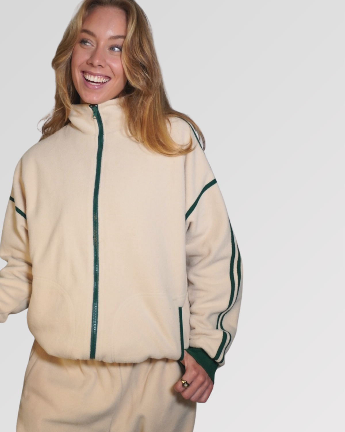 Cosy cream fleece zip-up in S/M and L/XL sizes