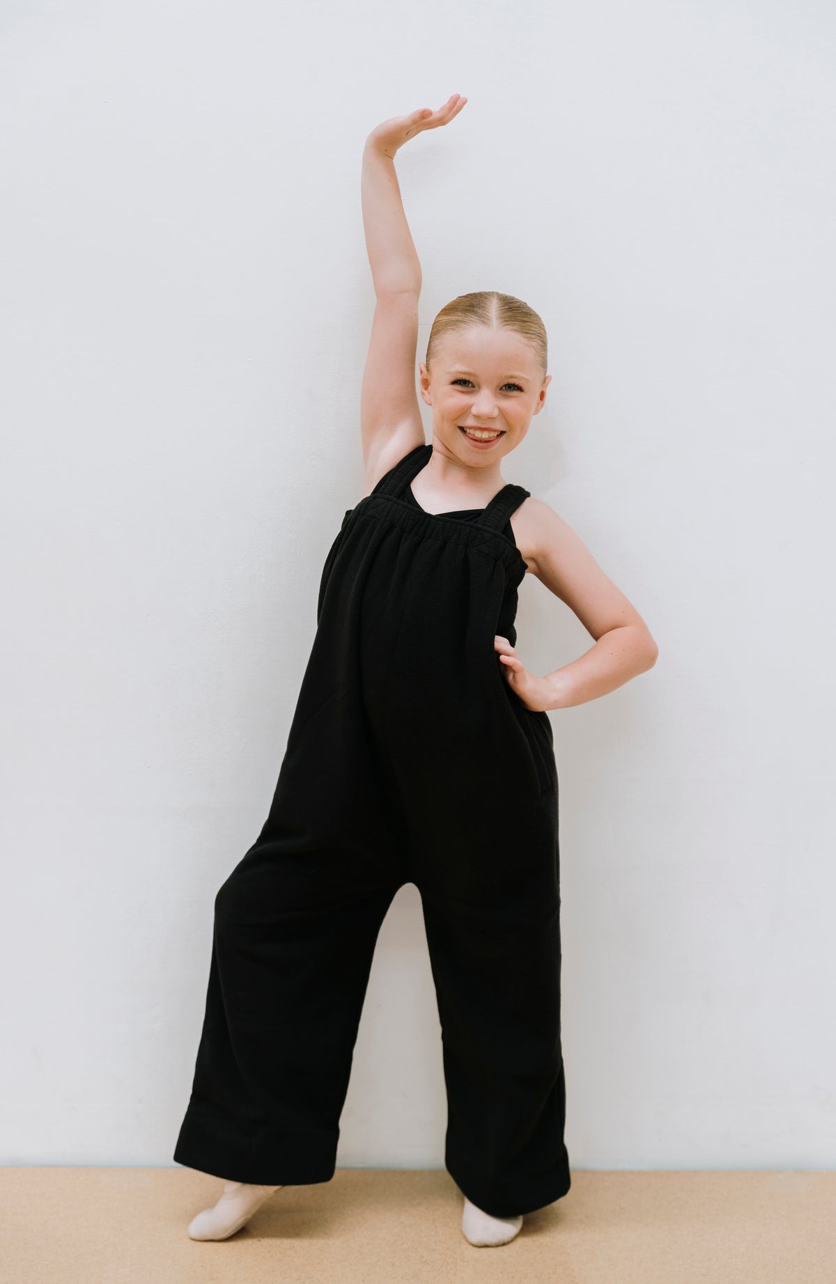 Dark roast kids onesie in 100% polyester polar fleece