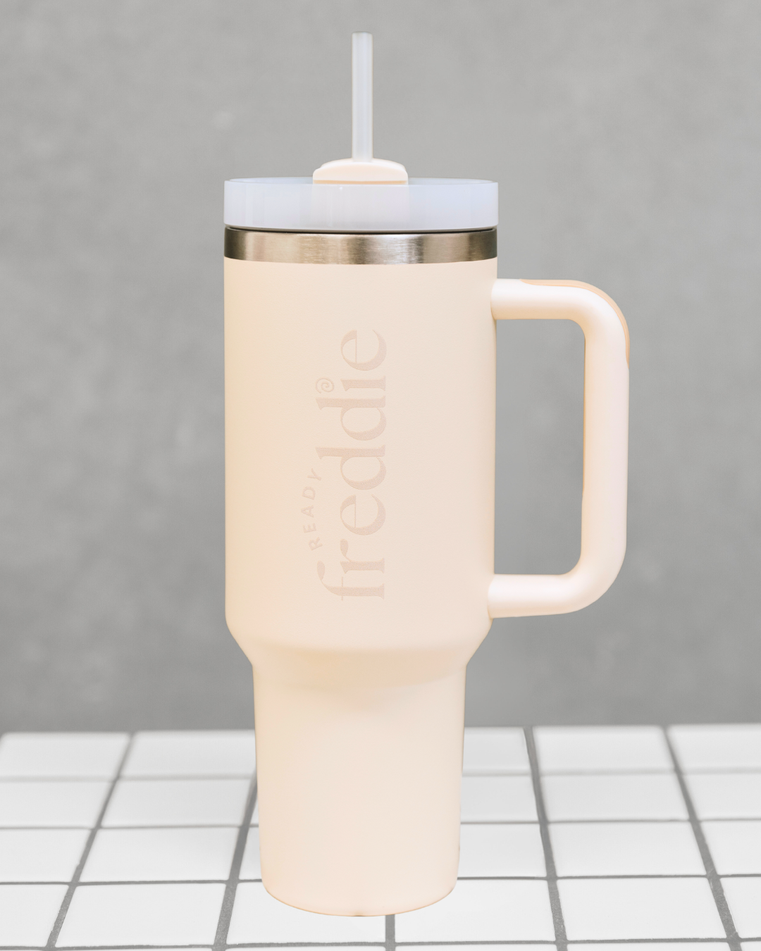 Reusable steel water bottle with secure leak resistant lid